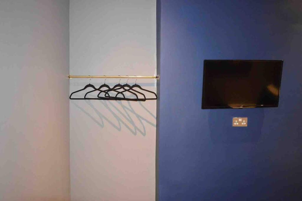 Вилла Unique 4 Bed House In Derby Perfect For Contractors And Families Экстерьер фото